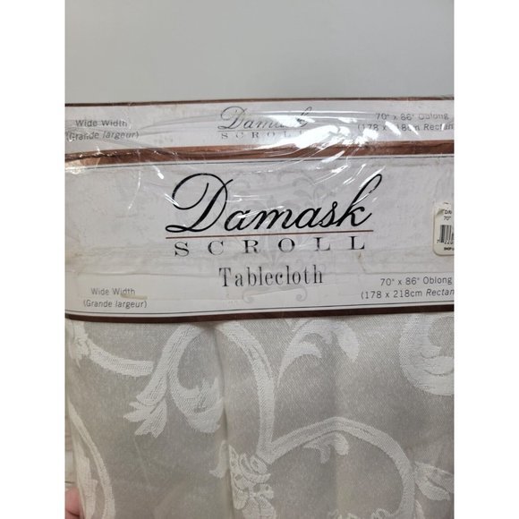 Damask  Scroll Tablecloth 70"‎ x 86" Oblong sunweave cotton/poly fabric NEW - Picture 2 of 10